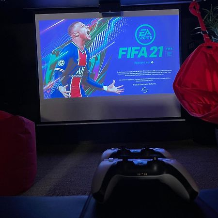 Capsule Cinema - Balneo Home Cinema Playstation 5 Валенсиен Екстериор снимка
